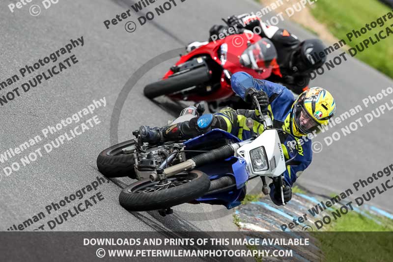 enduro digital images;event digital images;eventdigitalimages;lydden hill;lydden no limits trackday;lydden photographs;lydden trackday photographs;no limits trackdays;peter wileman photography;racing digital images;trackday digital images;trackday photos